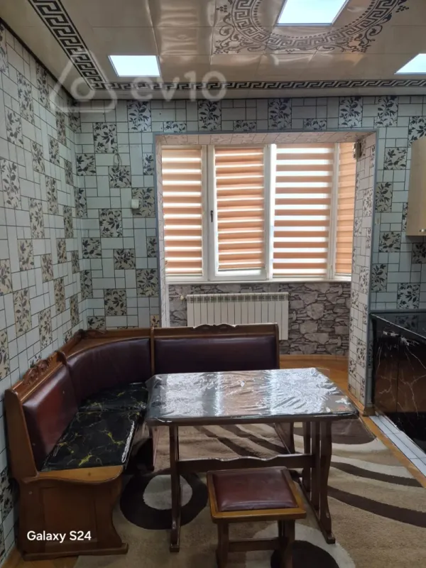 Kirayə verilir 2 otaqlı yeni tikili 70 m²