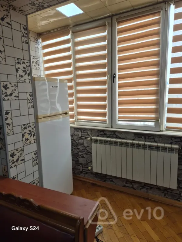 Kirayə verilir 2 otaqlı yeni tikili 70 m²