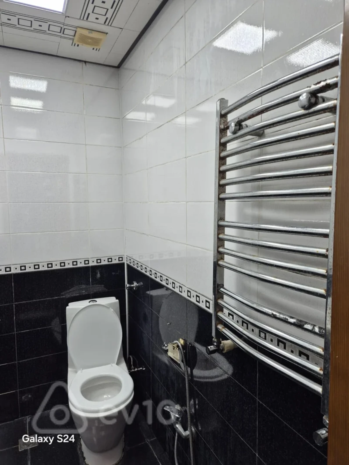 Kirayə verilir 2 otaqlı yeni tikili 70 m²