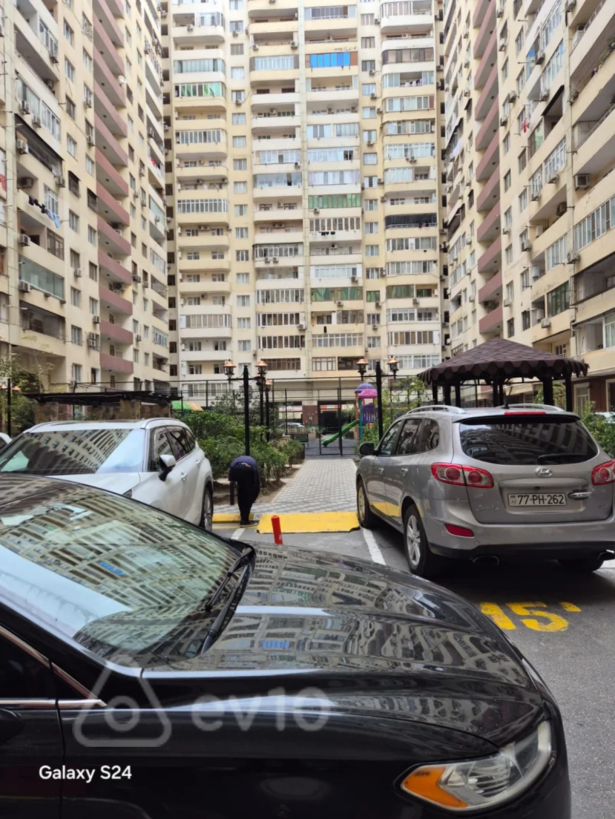 Kirayə verilir 2 otaqlı yeni tikili 70 m²