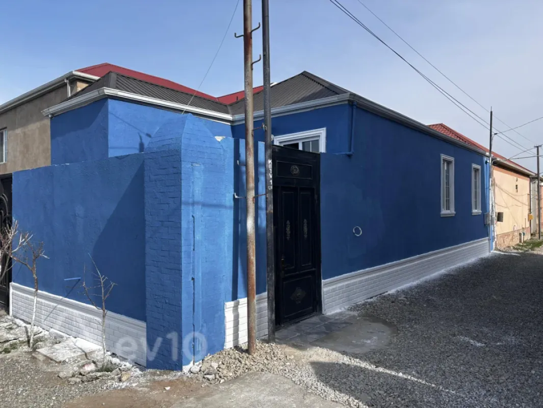 Satılır 3 otaqlı həyət evi 55 m²