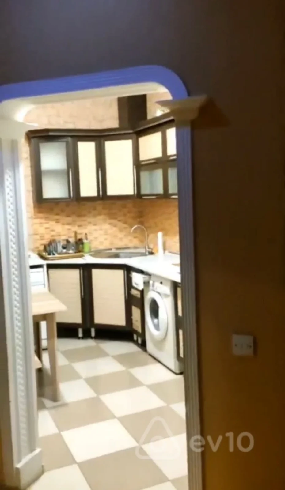 Kirayə verilir 3 otaqlı yeni tikili 95 m²