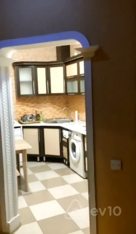 Kirayə verilir 3 otaqlı yeni tikili 95 m²