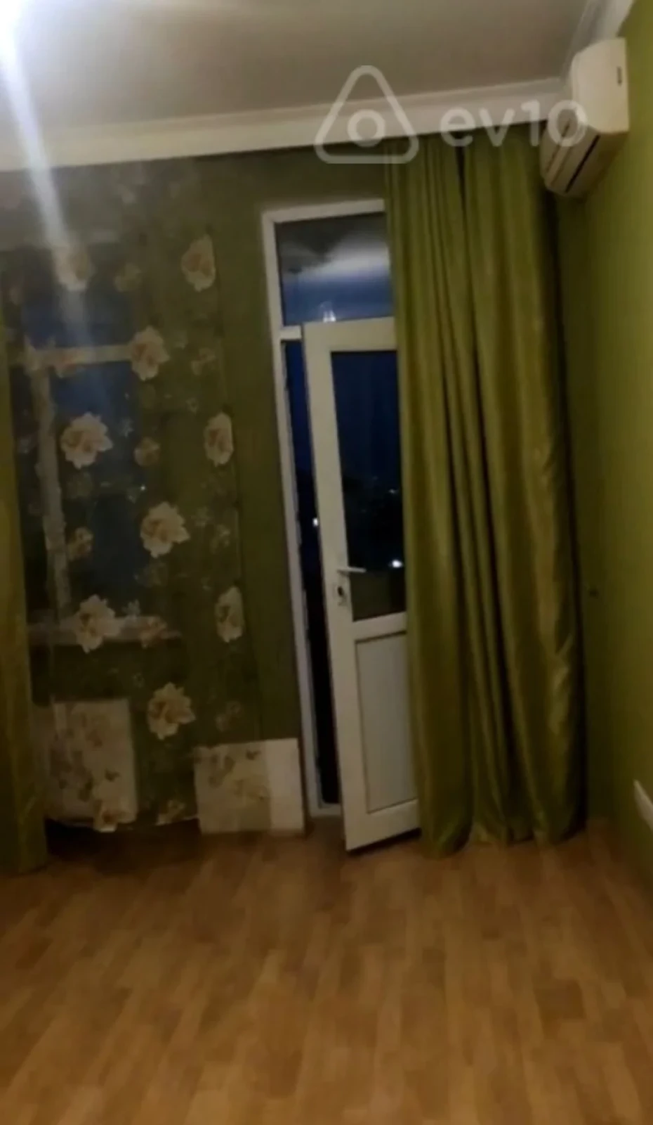 Kirayə verilir 3 otaqlı yeni tikili 95 m²