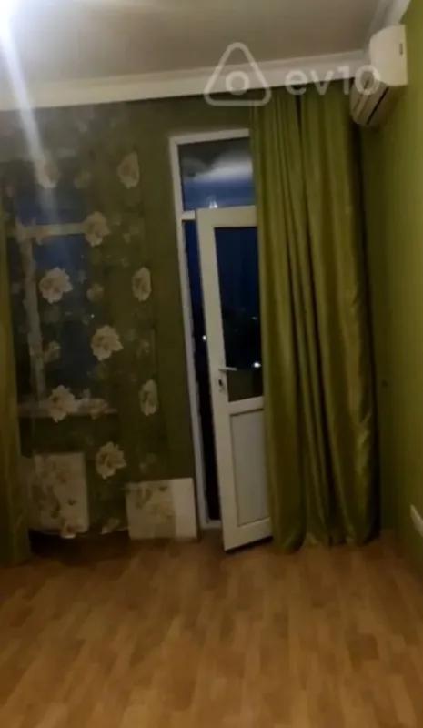 Kirayə verilir 3 otaqlı yeni tikili 95 m²