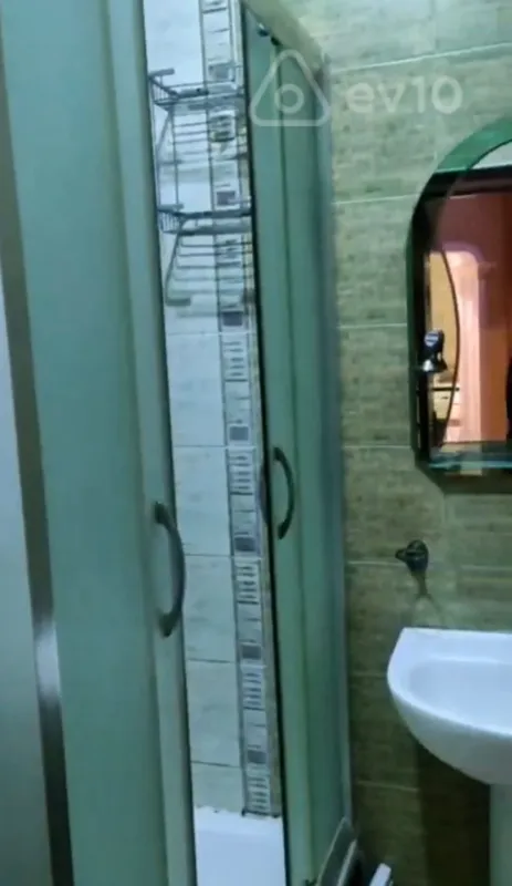 Kirayə verilir 3 otaqlı yeni tikili 95 m²