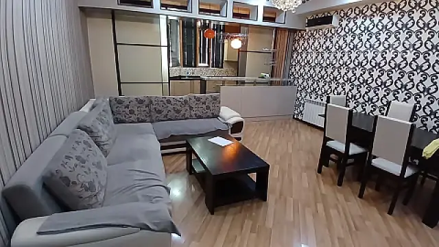 Kirayə verilir 3 otaqlı yeni tikili 100 m²