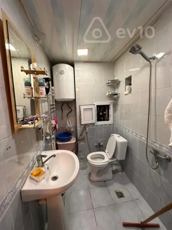 Satılır 25 otaqlı yeni tikili 42 m²