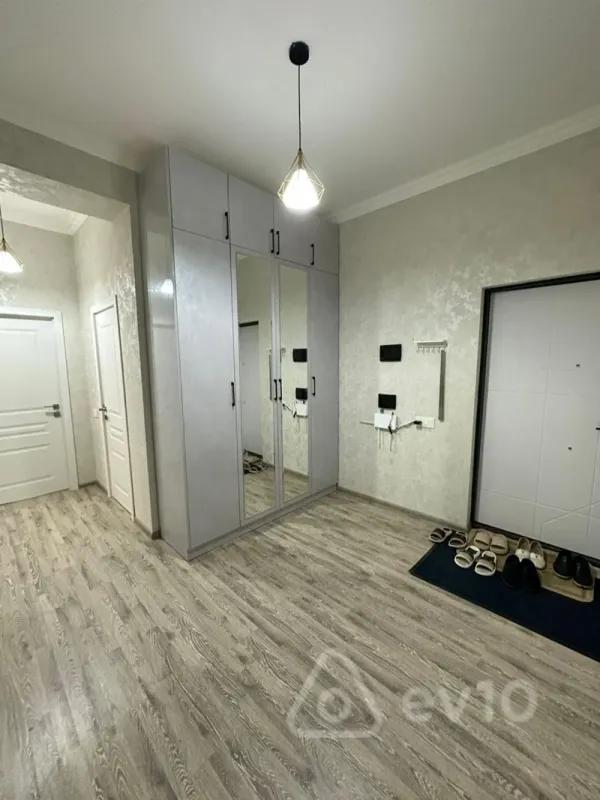 Satılır 3 otaqlı yeni tikili 103 m²