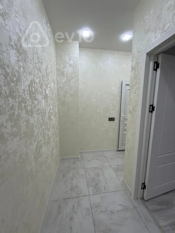 Kirayə verilir 2 otaqlı yeni tikili 61 m²