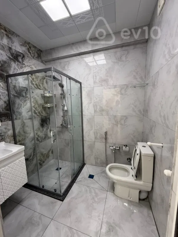 Kirayə verilir 2 otaqlı yeni tikili 61 m²