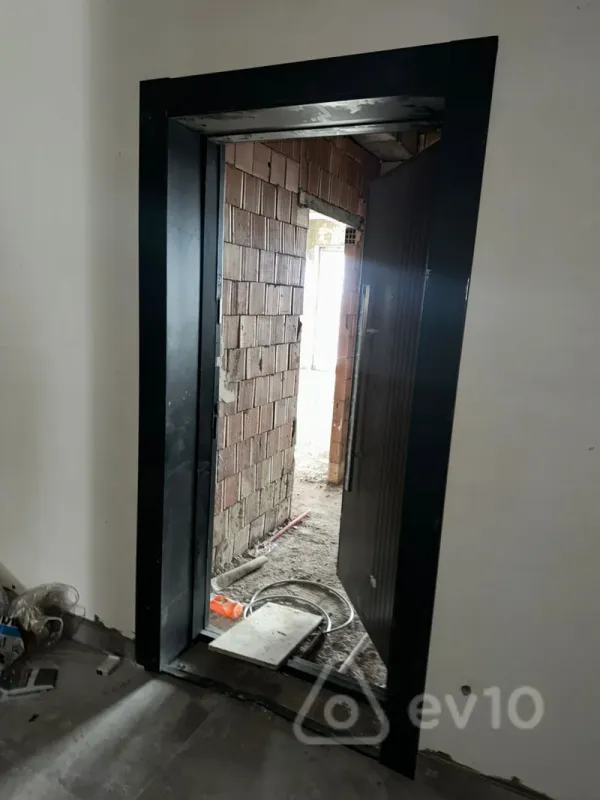 Satılır 2 otaqlı yeni tikili 92 m²