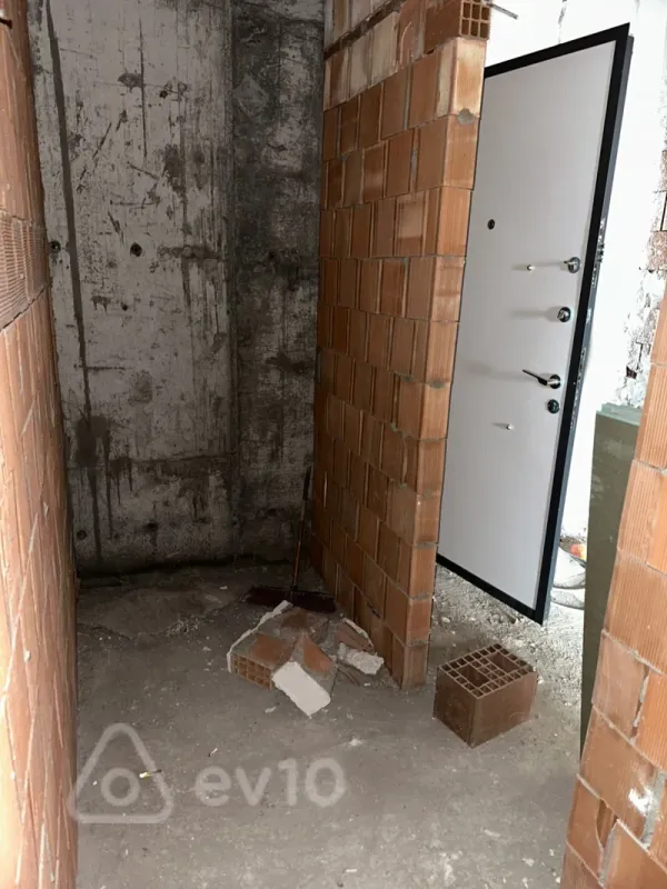 Satılır 2 otaqlı yeni tikili 92 m²