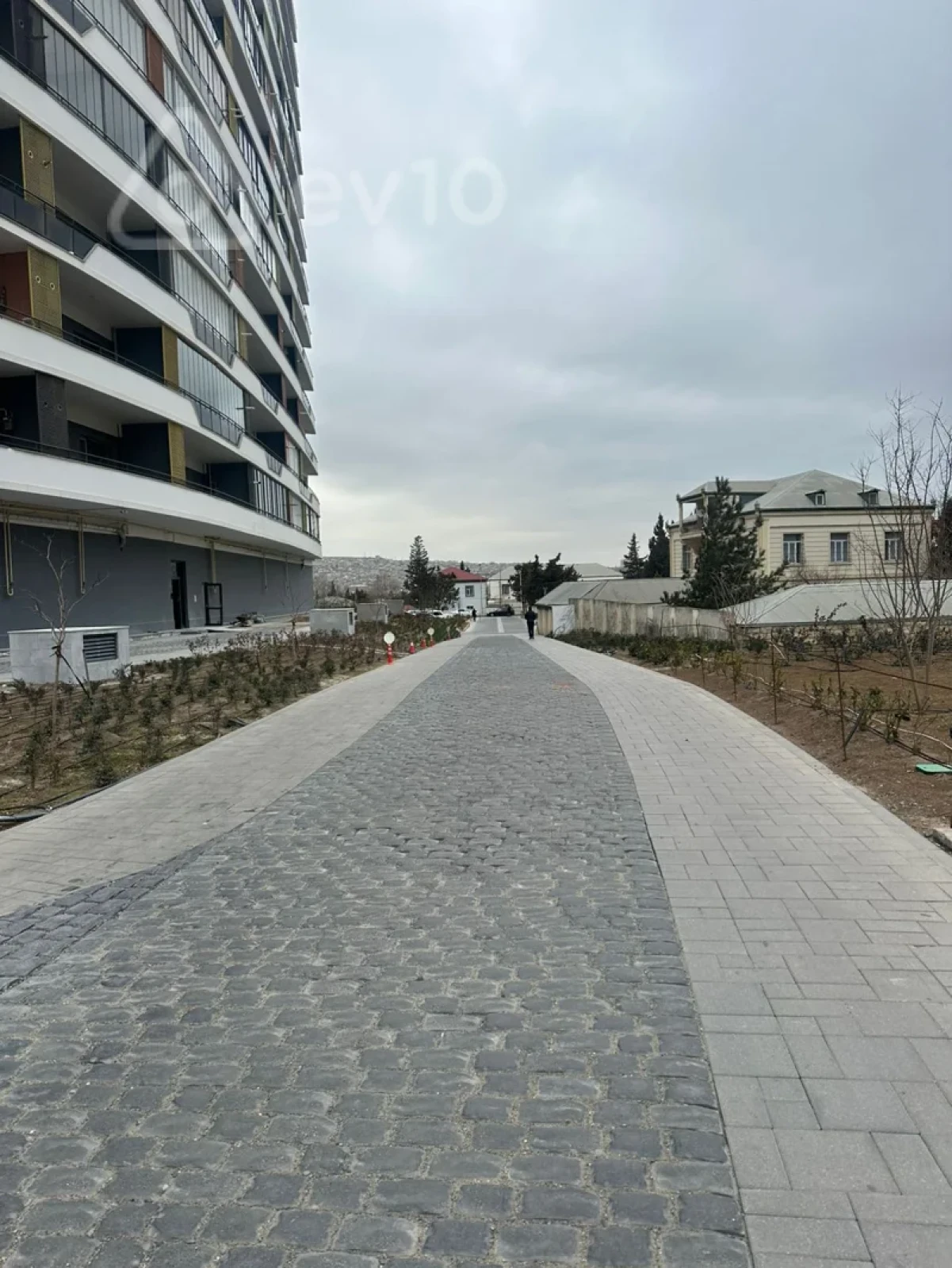 Satılır 2 otaqlı yeni tikili 92 m²