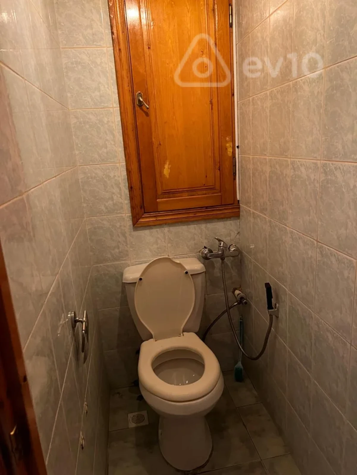 Kirayə verilir 3 otaqlı köhnə tikili 60 m²