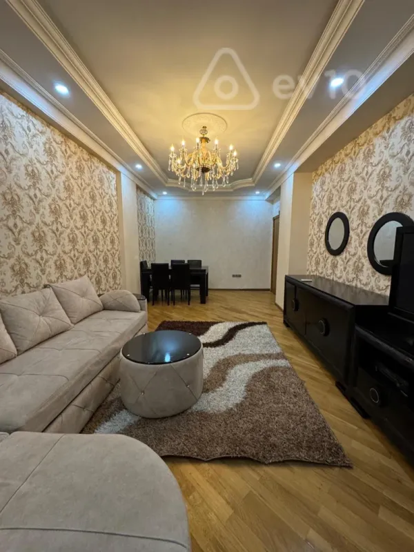 Satılır 3 otaqlı yeni tikili 125 m²