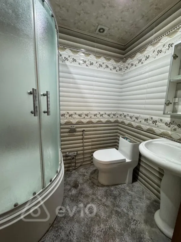 Satılır 3 otaqlı yeni tikili 125 m²