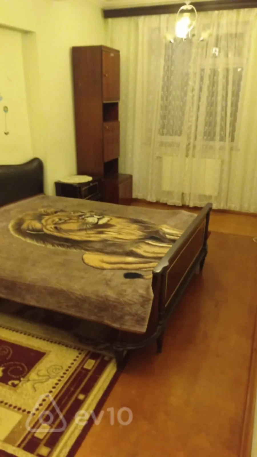 Kirayə verilir 2 otaqlı köhnə tikili 50 m²