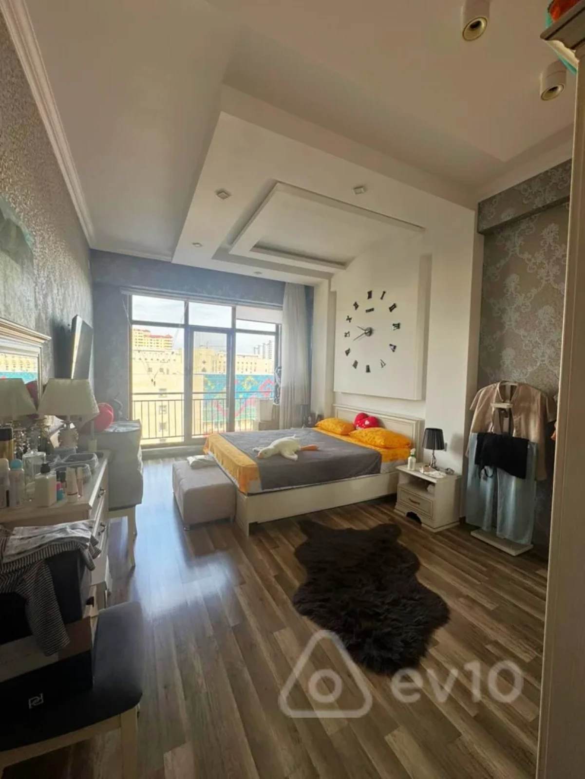 Satılır 3 otaqlı yeni tikili 90 m²