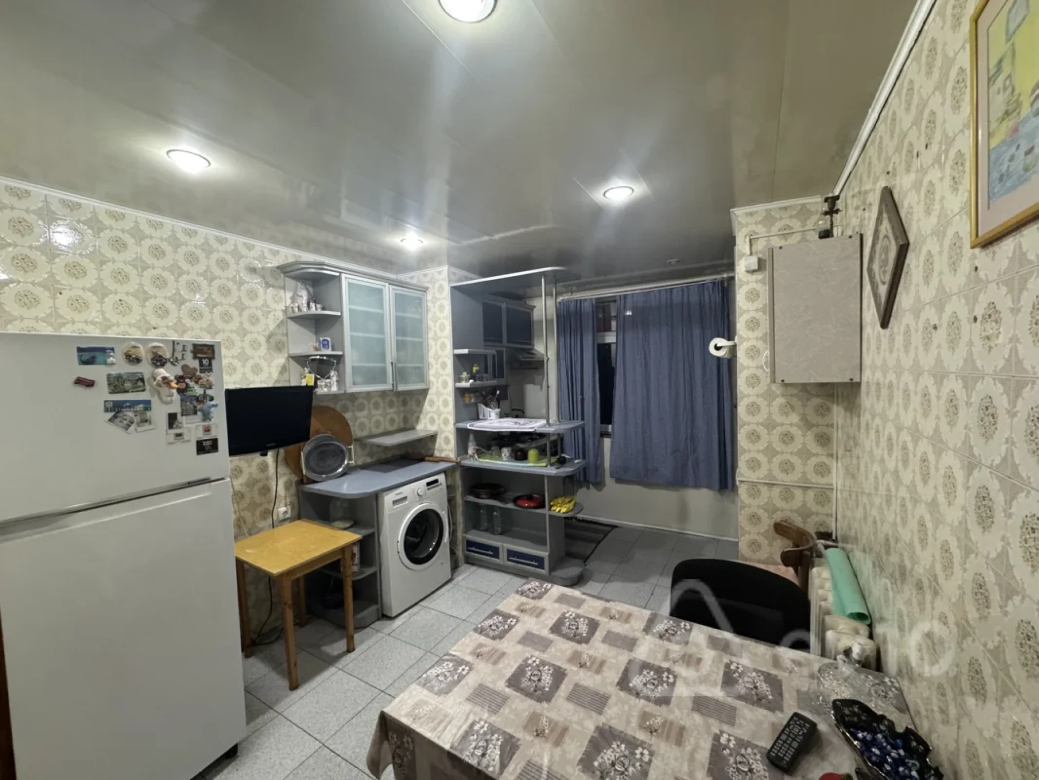 Satılır 4 otaqlı köhnə tikili 110 m²