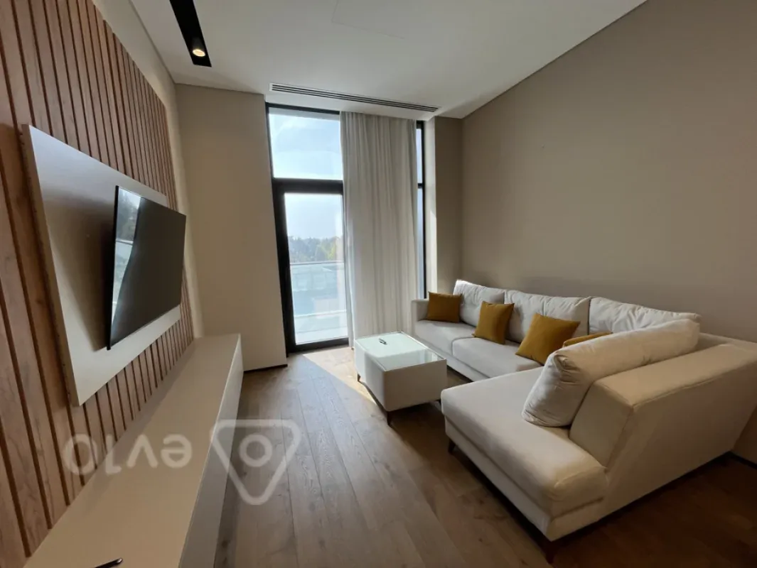 Satılır 2 otaqlı yeni tikili 82 m²