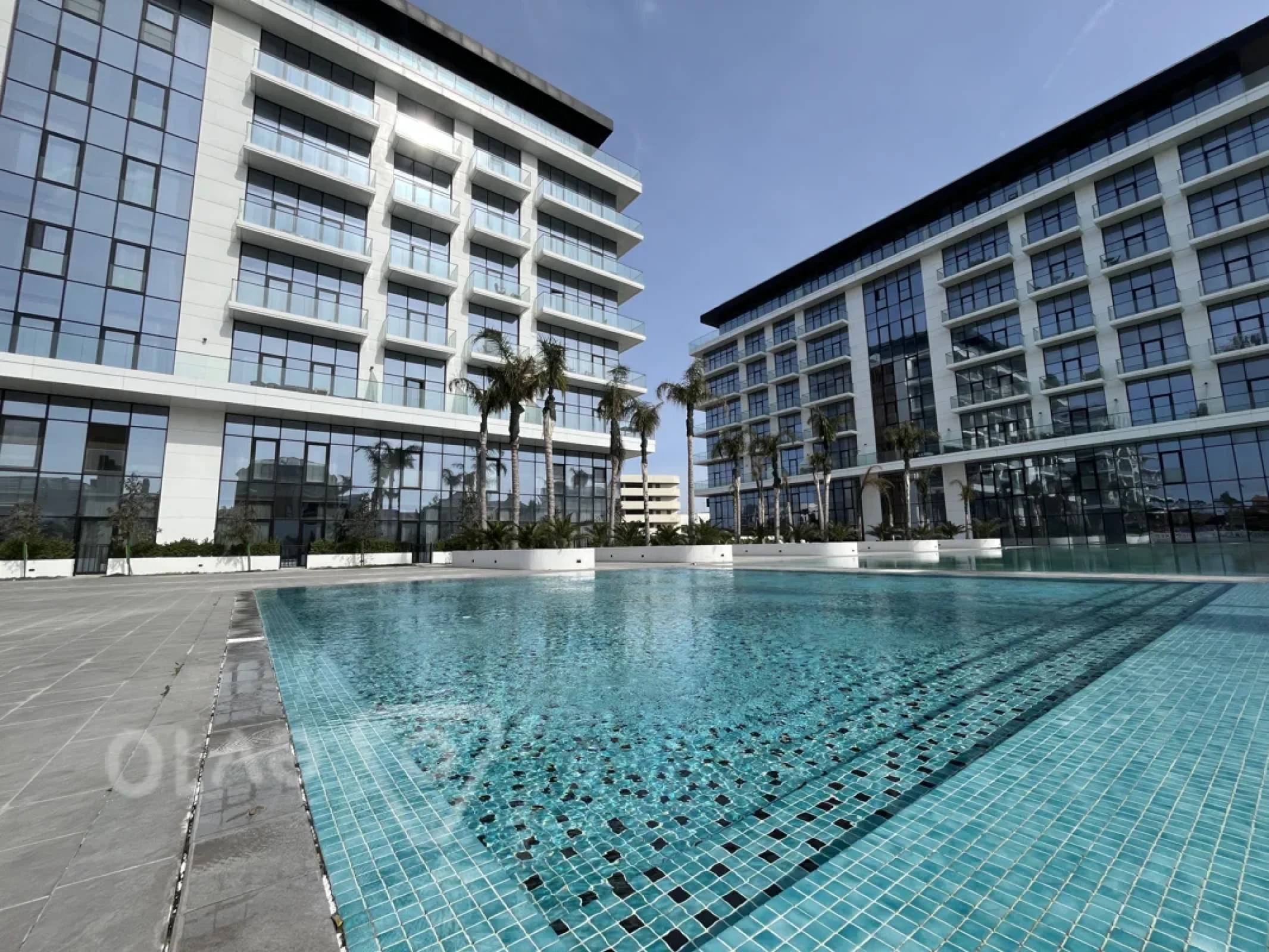 Satılır 2 otaqlı yeni tikili 82 m²