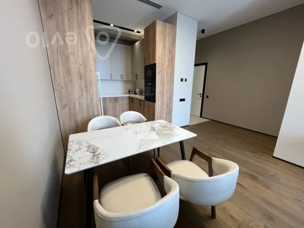 Satılır 2 otaqlı yeni tikili 82 m²