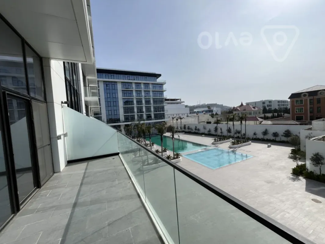 Satılır 2 otaqlı yeni tikili 82 m²