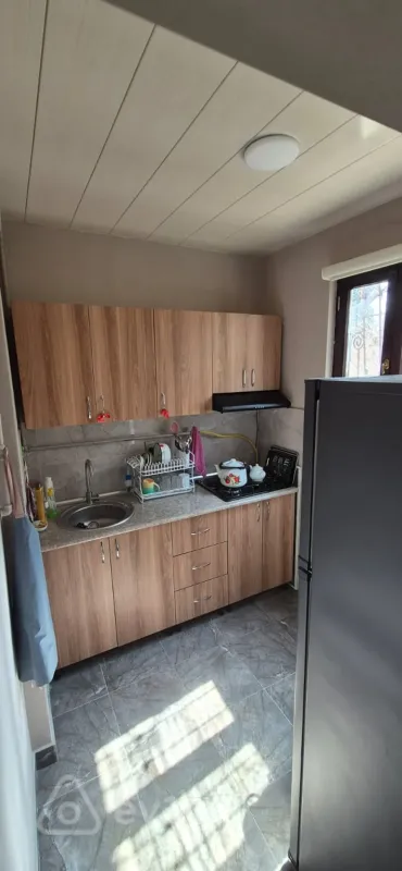 Kirayə verilir 2 otaqlı köhnə tikili 41 m²