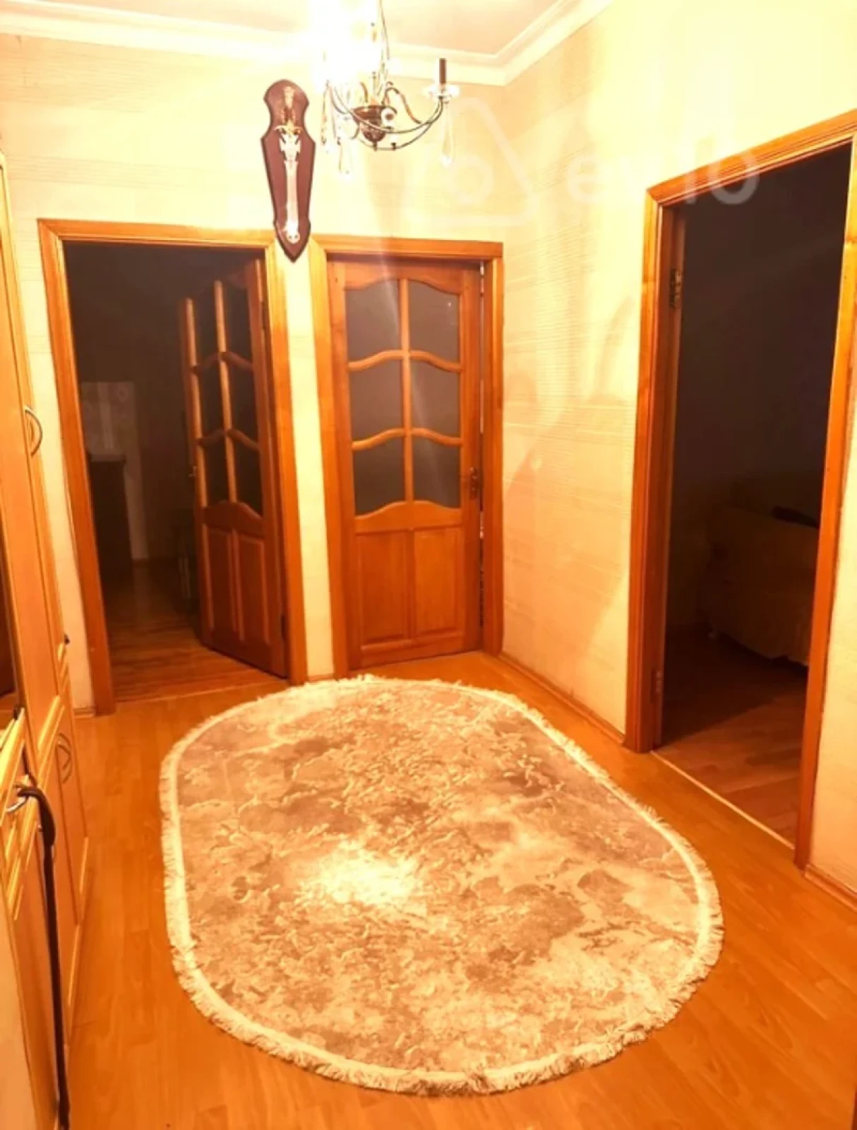 Satılır 4 otaqlı köhnə tikili 110 m²