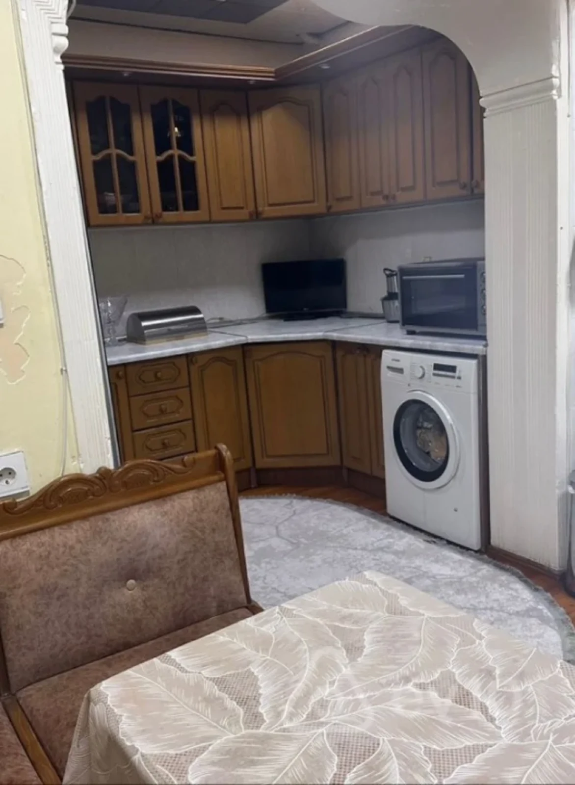 Satılır 4 otaqlı köhnə tikili 110 m²
