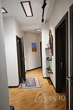Satılır 3 otaqlı yeni tikili 90 m²
