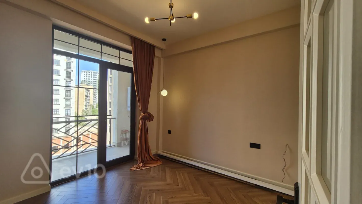 Satılır 2 otaqlı yeni tikili 44 m²