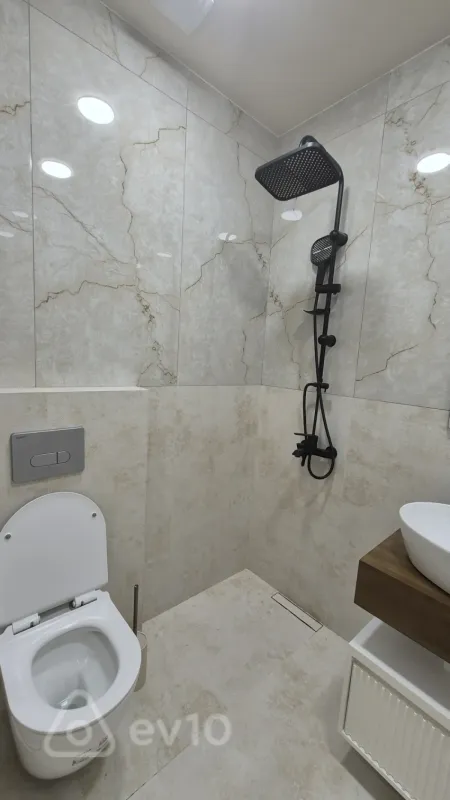 Satılır 2 otaqlı yeni tikili 44 m²