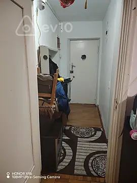 Satılır 1 otaqlı köhnə tikili 33 m²