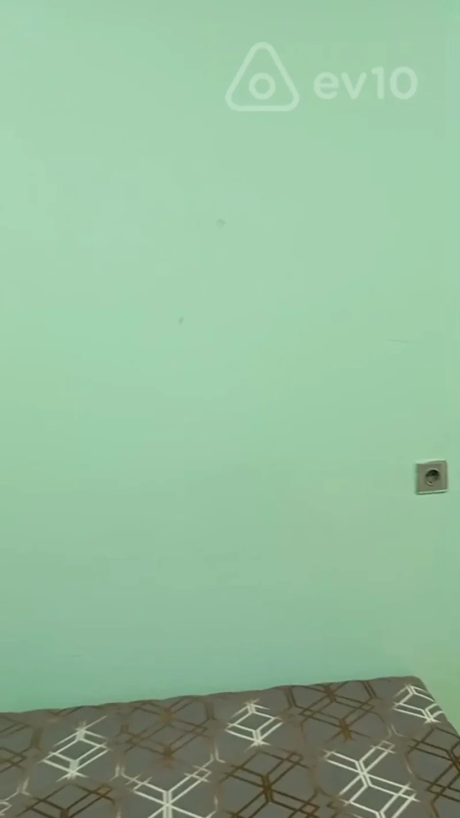 Kirayə verilir 1 otaqlı həyət evi 30 m²