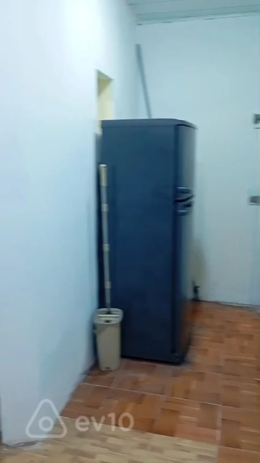 Kirayə verilir 1 otaqlı həyət evi 30 m²