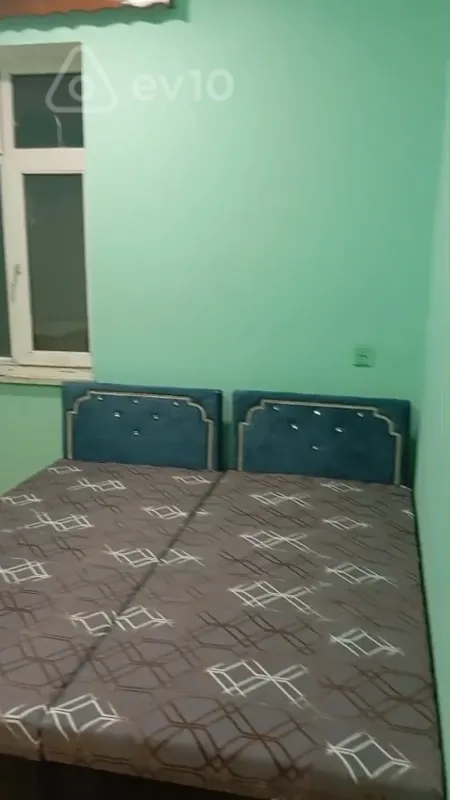 Kirayə verilir 1 otaqlı həyət evi 30 m²