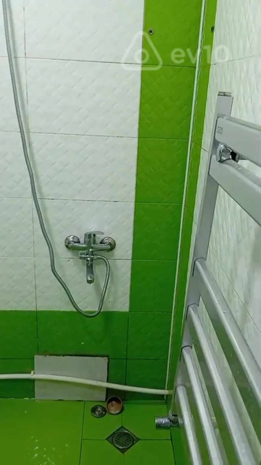 Kirayə verilir 1 otaqlı həyət evi 30 m²