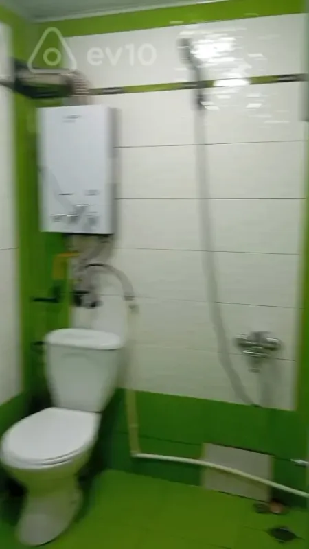 Kirayə verilir 1 otaqlı həyət evi 30 m²