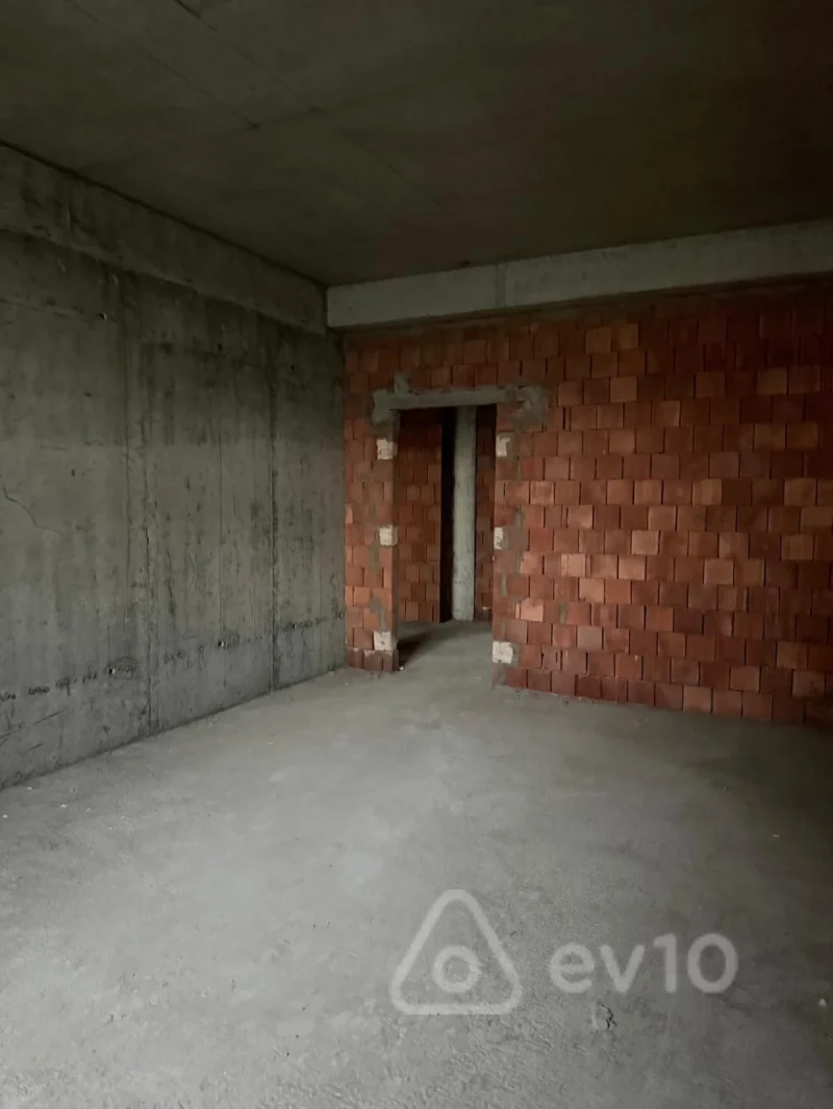 Satılır 4 otaqlı yeni tikili 155 m²