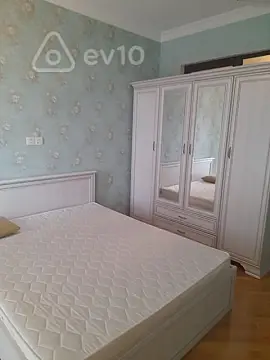 Kirayə verilir 3 otaqlı yeni tikili 110 m²