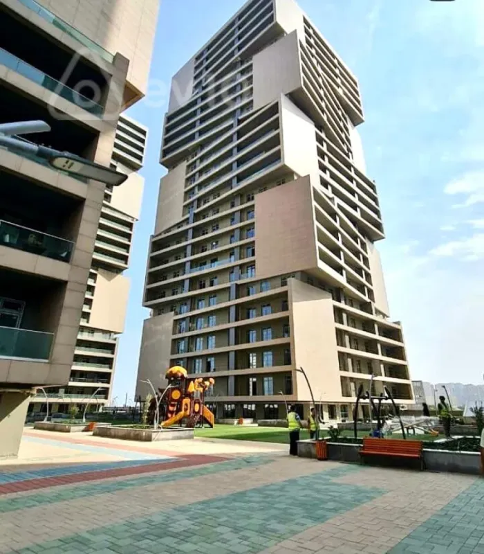 Kirayə verilir 3 otaqlı yeni tikili 110 m²