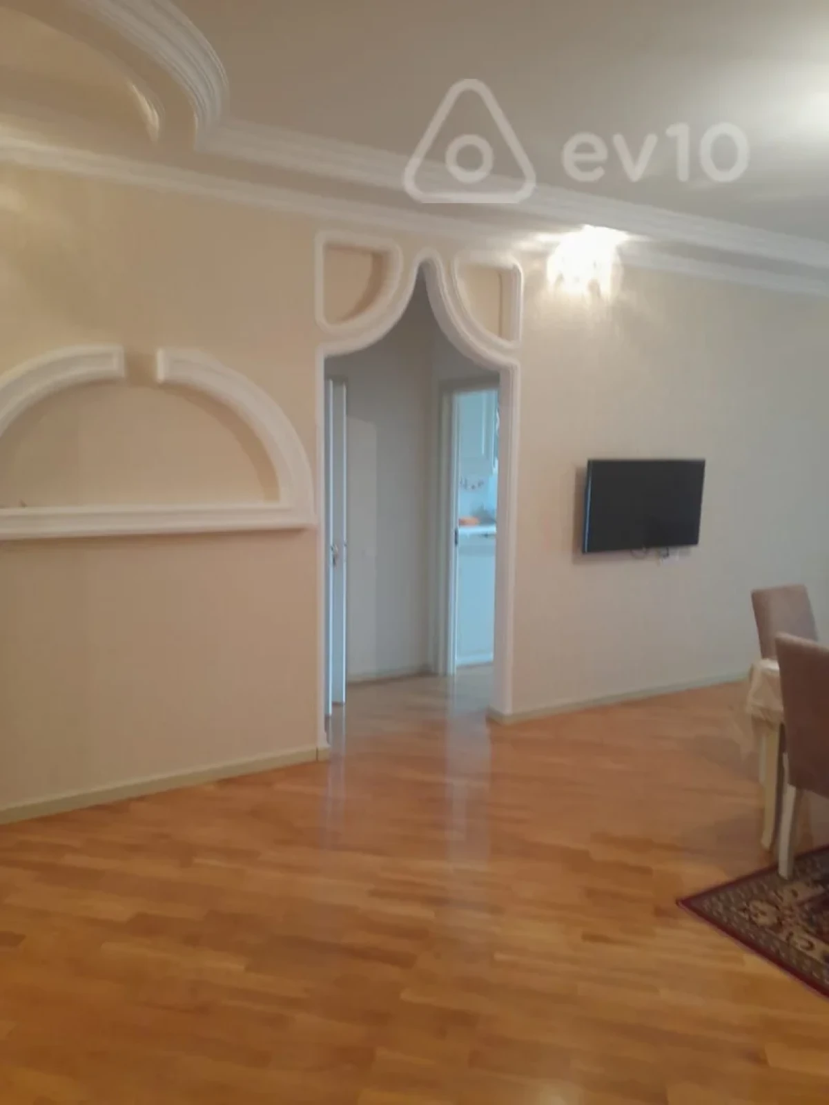 Kirayə verilir 3 otaqlı yeni tikili 110 m²