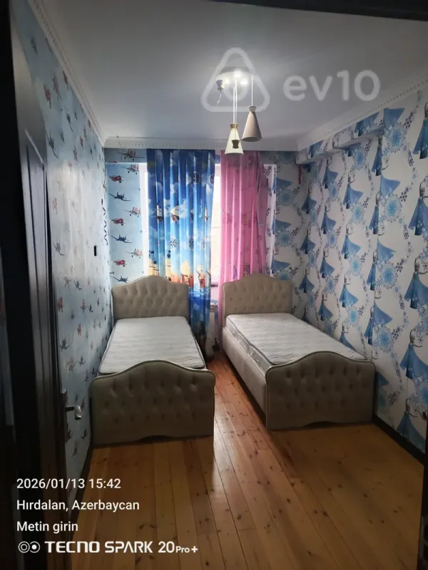 Kirayə verilir 3 otaqlı yeni tikili 122 m²