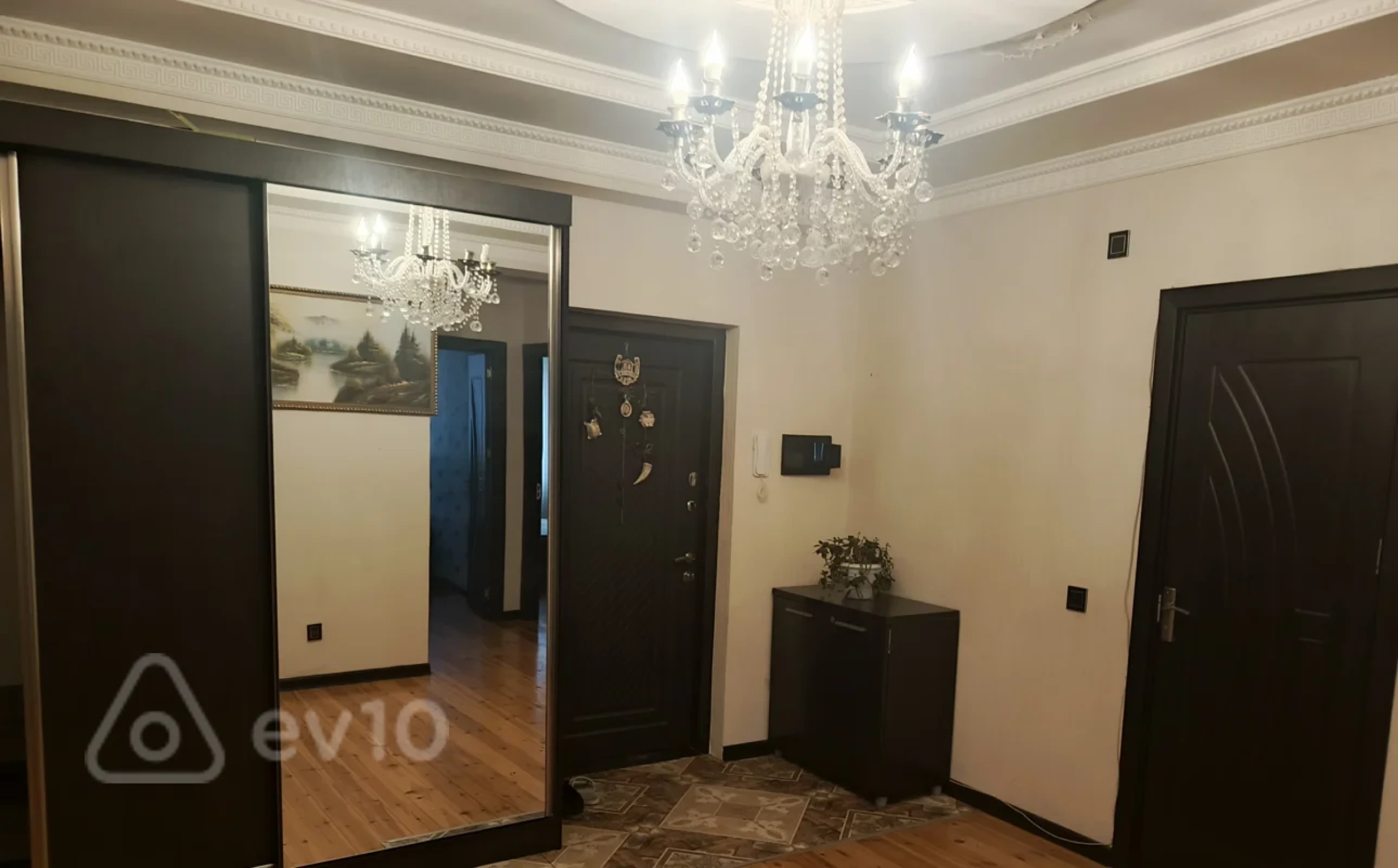 Kirayə verilir 3 otaqlı yeni tikili 122 m²