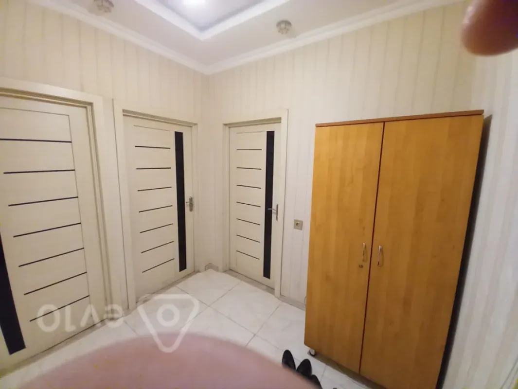 Kirayə verilir 3 otaqlı köhnə tikili 80 m²