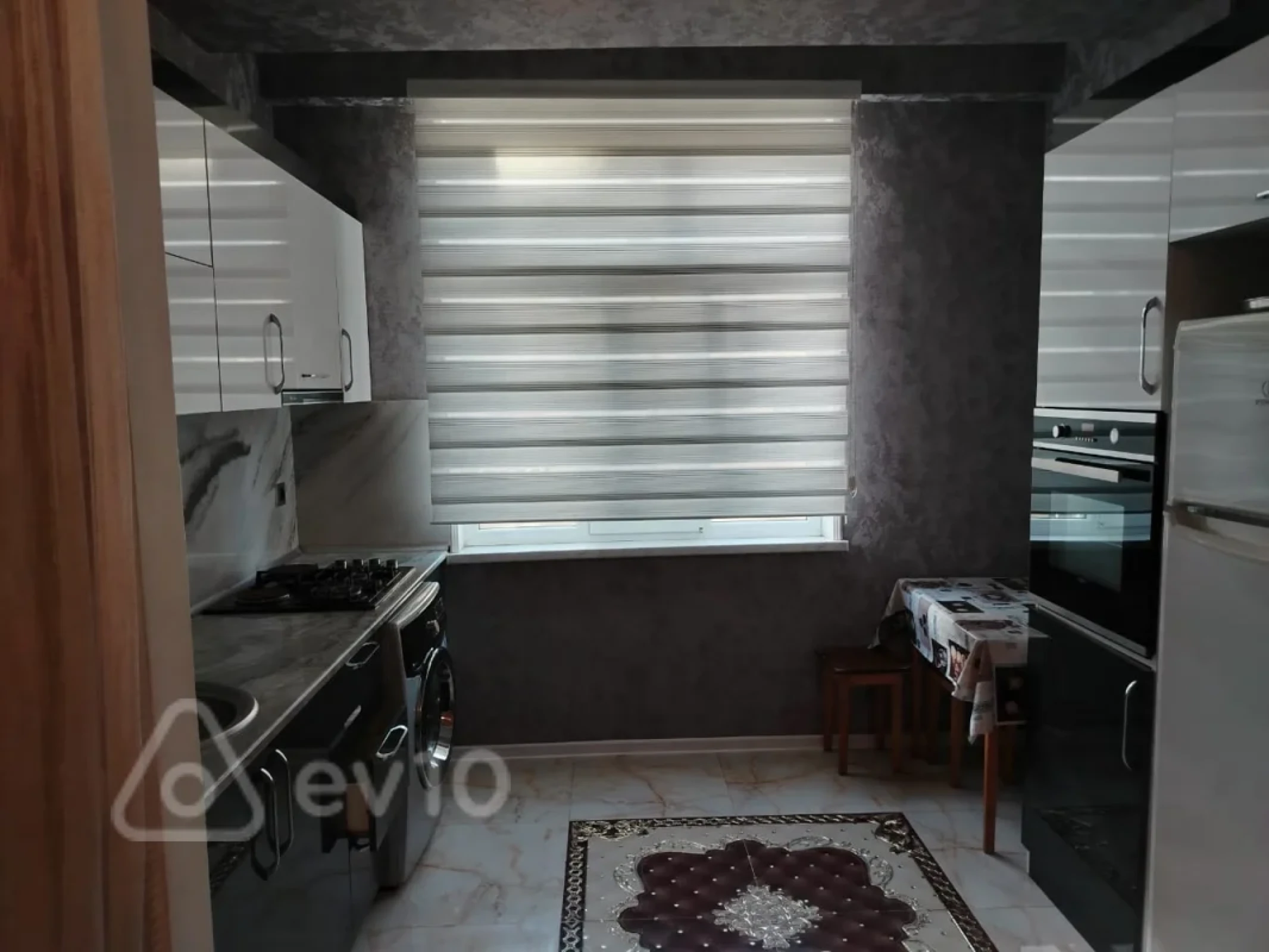 Kirayə verilir 2 otaqlı yeni tikili 59 m²