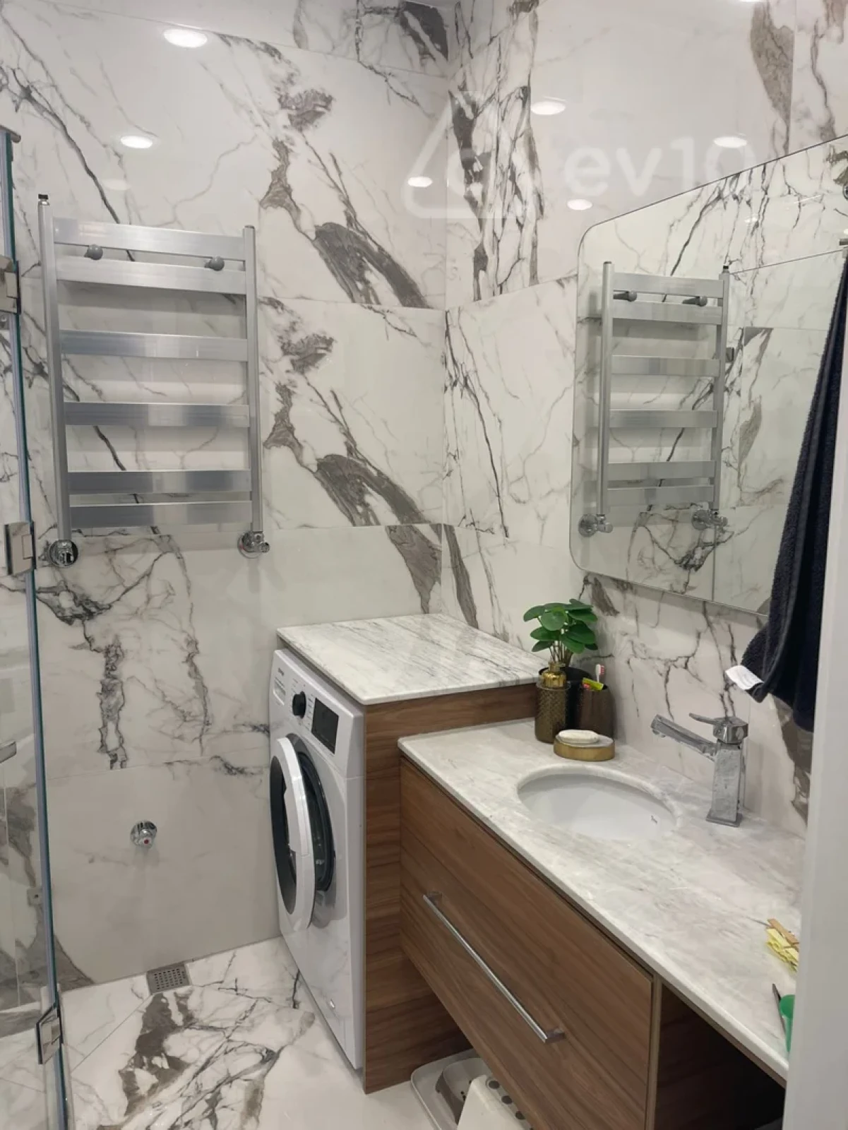 Kirayə verilir 3 otaqlı yeni tikili 90 m²