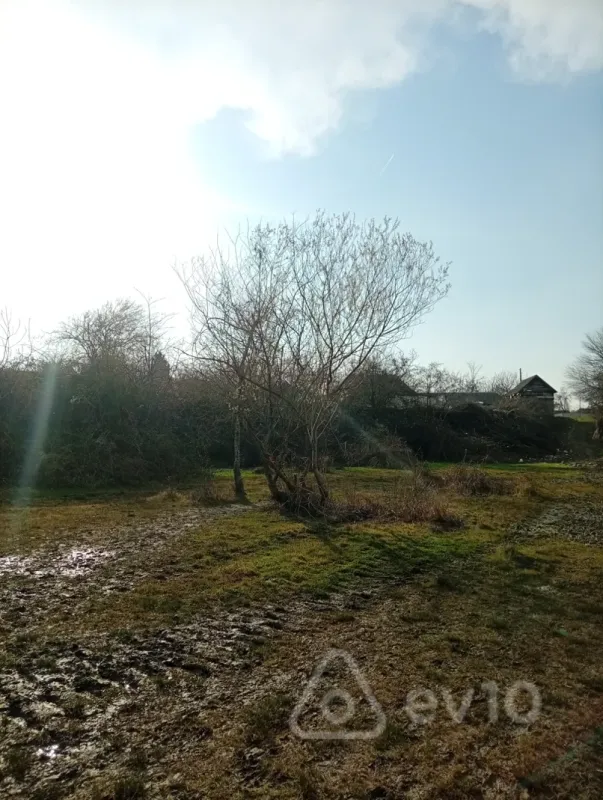 Satılır 2 otaqlı həyət evi 38 m²